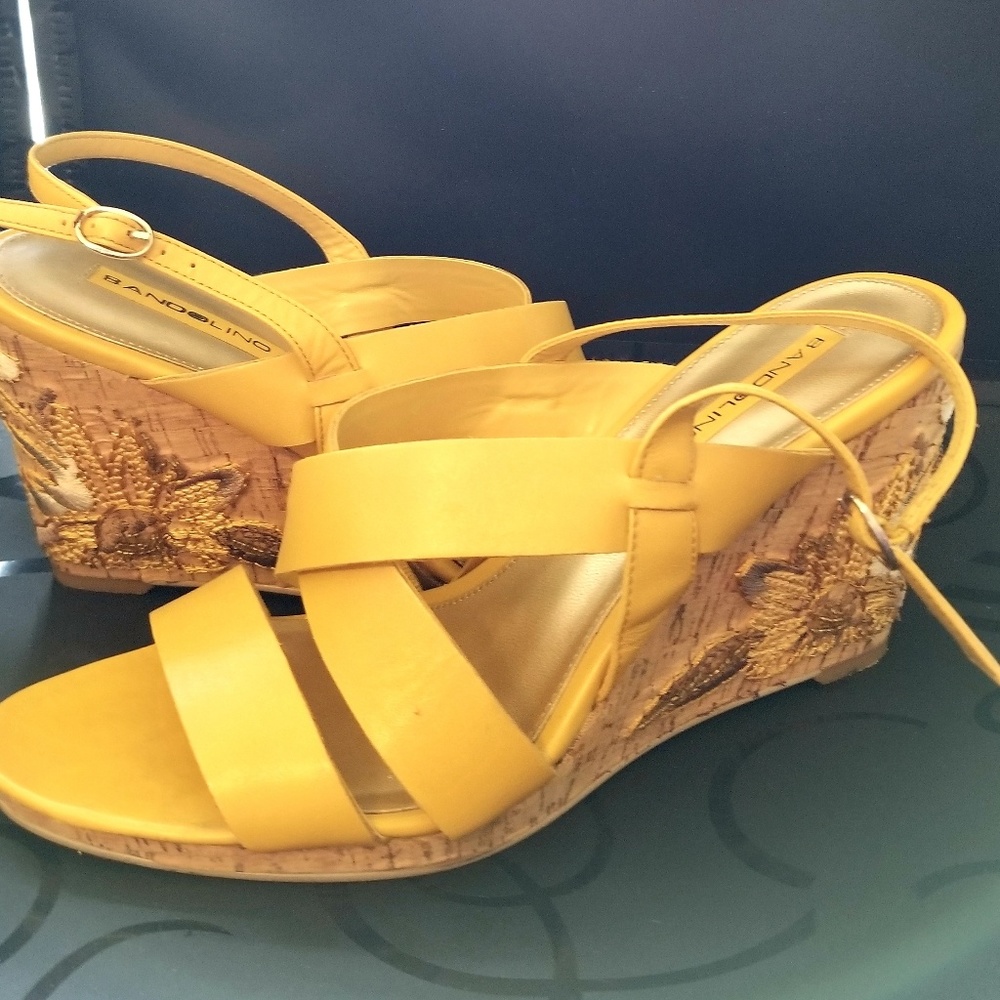 Summer wedge sandal